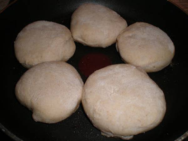 English muffins, bollos ingleses sin horneado - Preparación paso 4