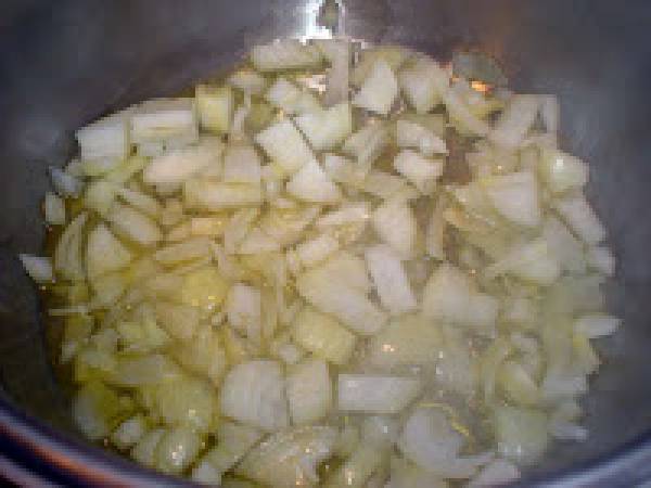 Sepia con guisantes y champiñones. - Preparación paso 4