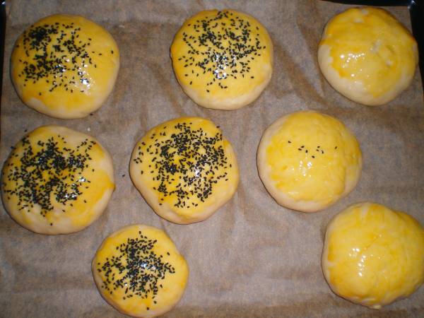 Panecillos turcos rellenos de queso feta (Pogaça) - Preparación paso 4