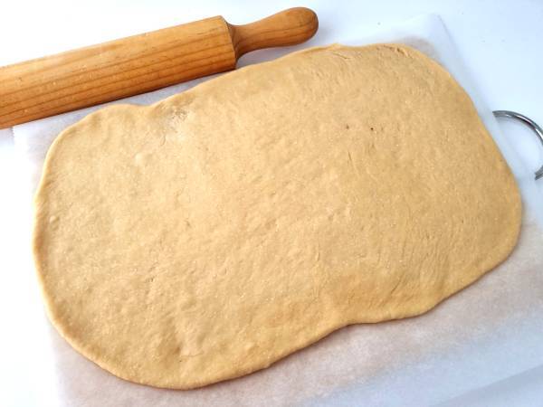 Brioche relleno de lacón y queso azul - Preparación paso 2