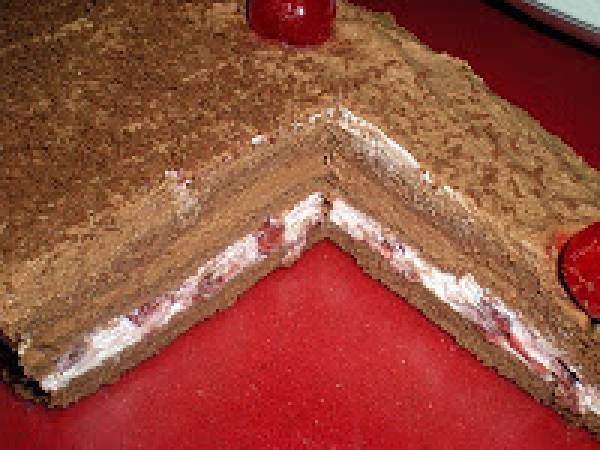 Tarta Selva Negra rectangular paso a paso. - Preparación paso 12