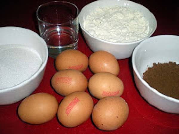 Tarta Selva Negra rectangular paso a paso. - Preparación paso 1