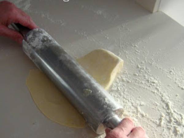 Casadielles de hojaldre - Preparación paso 1