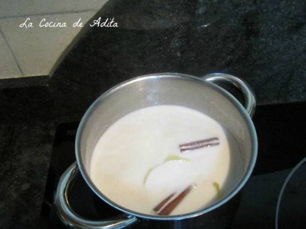 Leche merengada, con leche desnatada - Preparación paso 2