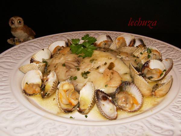 Receta gallega de abadejo en salsa verde con berberechos - Preparación paso 7