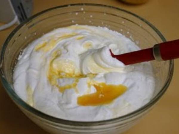 Mousse de maracuya - Preparación paso 6