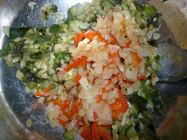 Tarta por dos ( zapallitos y puerros ) - Preparación paso 3