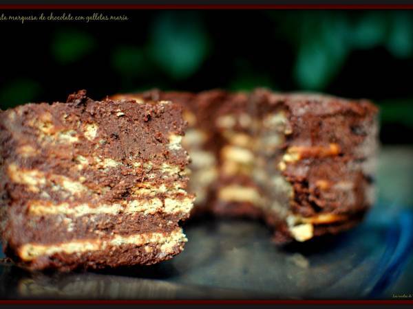 Tarta marquesa de chocolate con galletas María - Preparación paso 4