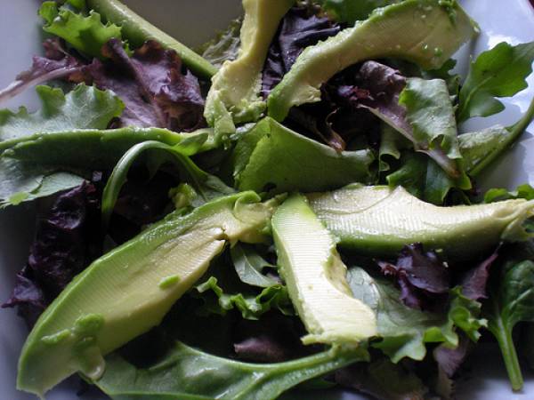 Ensalada de queso con arándanos rojos - Preparación paso 2
