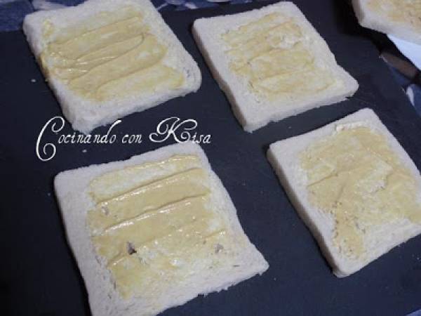 Rollitos de anchoas y queso en pan de molde - Preparación paso 3