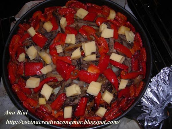 Pastel de verduras y setas con queso Edam gratinado - Preparación paso 1