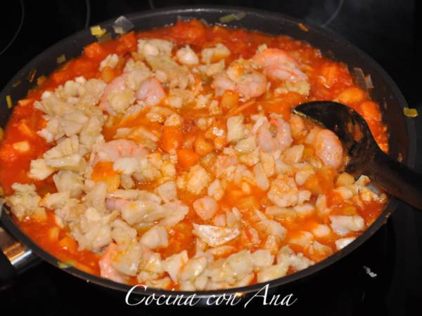 PIMIENTOS RELLENOS DE BACALAO Y GAMBAS - Preparación paso 4