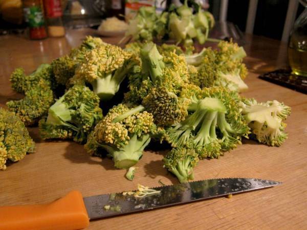 Canelones de brócoli y jamón de york - Preparación paso 1