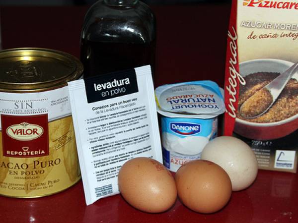 Bizcocho de chocolate con microondas - Preparación paso 1