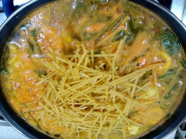 Aletría con bacalao - Preparación paso 11