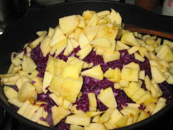 Lombarda con manzana y canela - Preparación paso 4
