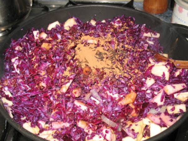 Lombarda con manzana y canela - Preparación paso 5