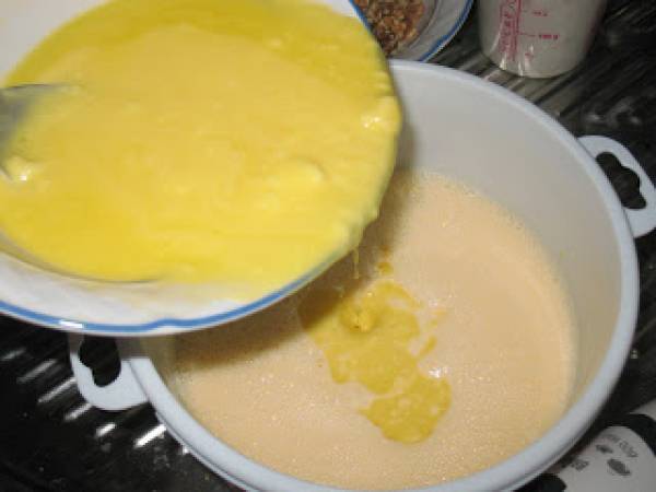 Bizcocho de naranja y nuez - Preparación paso 1