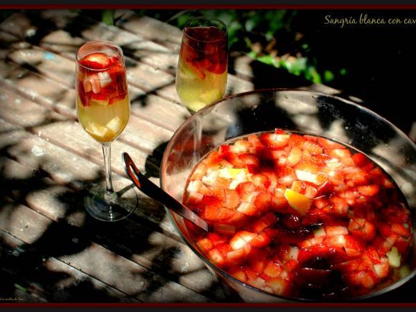 Sangría blanca con cava - Preparación paso 1