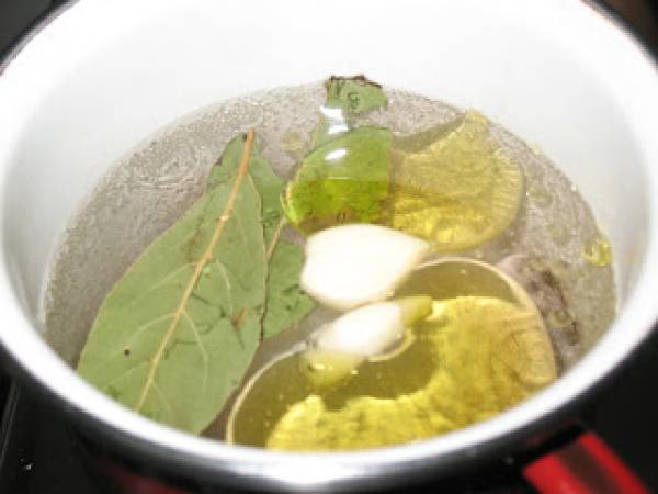 Hélices gratinadas con atún y gambas - Preparación paso 2