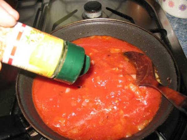 Hélices gratinadas con atún y gambas - Preparación paso 5