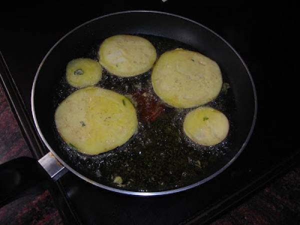 Berenjenas y coliflor rebozadas de guarnición. - Preparación paso 3
