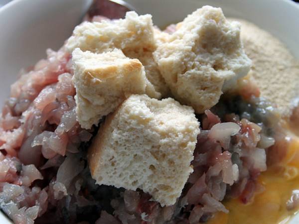 Albóndigas de caballa en salsa de tomate - Preparación paso 9