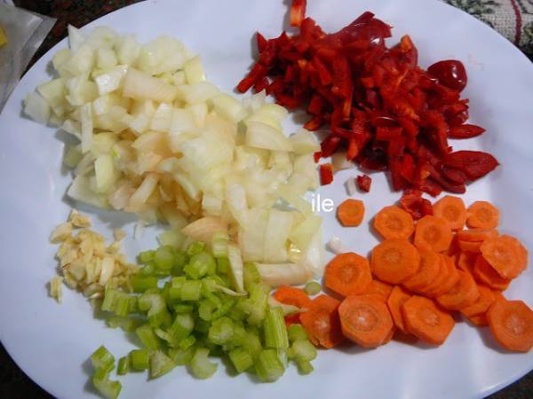 Chupin de pescado - Cazuela de pescado - Preparación paso 1