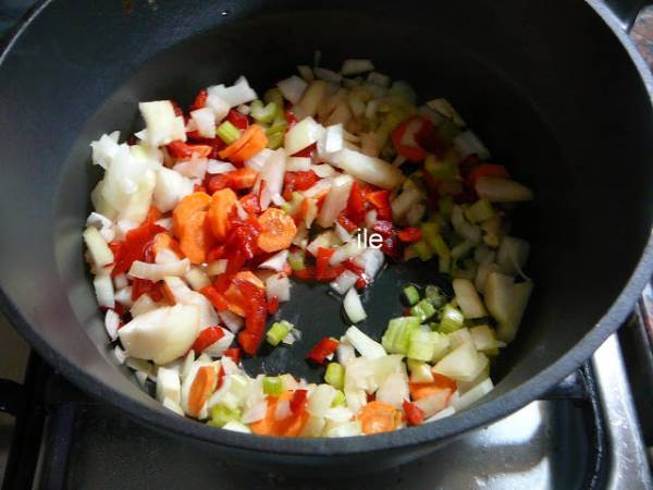 Chupin de pescado - Cazuela de pescado - Preparación paso 4