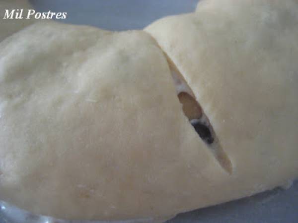 Bollo relleno de merengue francés y frutos secos - Preparación paso 5