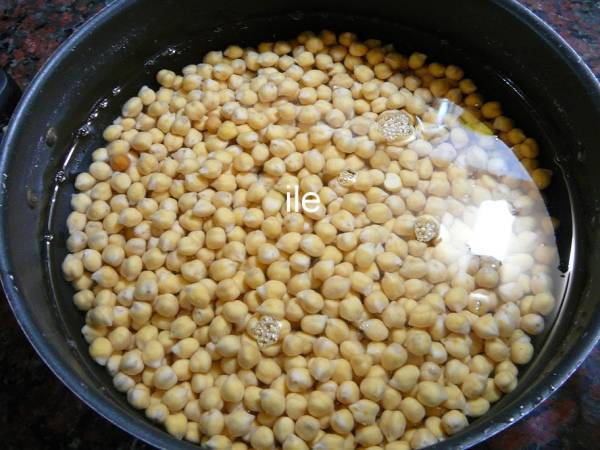 Cazuela de bacalao y garbanzos - Preparación paso 2