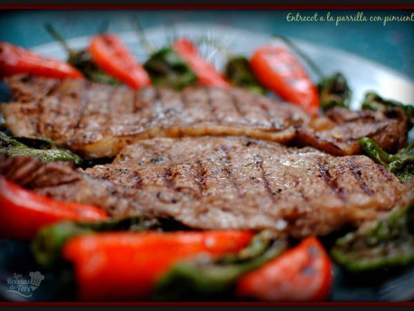 Entrecot a la parrilla con pimientos - Preparación paso 2