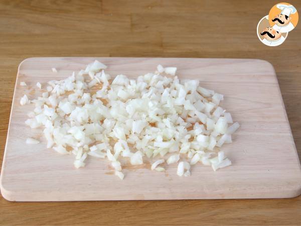 Tortilla Española de Patatas con cebolla - Preparación paso 1