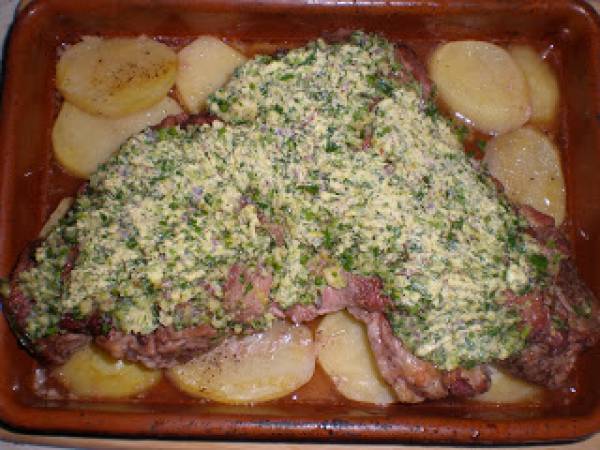 Pierna de cordero con costra de hierbas - Preparación paso 3