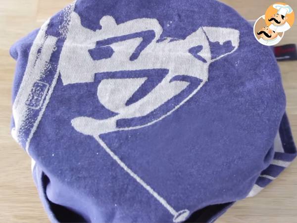 Pizza margarita esponjosa - Preparación paso 2