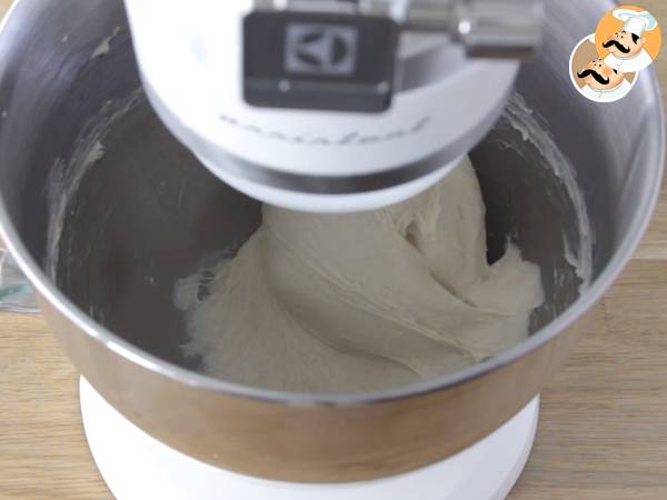 Pizza margarita esponjosa - Preparación paso 4