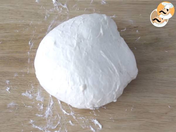 Pizza margarita esponjosa - Preparación paso 6