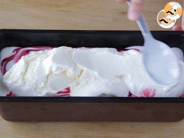 Helado de yogur y frambuesa - Preparación paso 11
