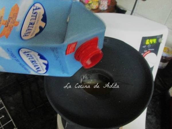 Helado de piñones - Preparación paso 2