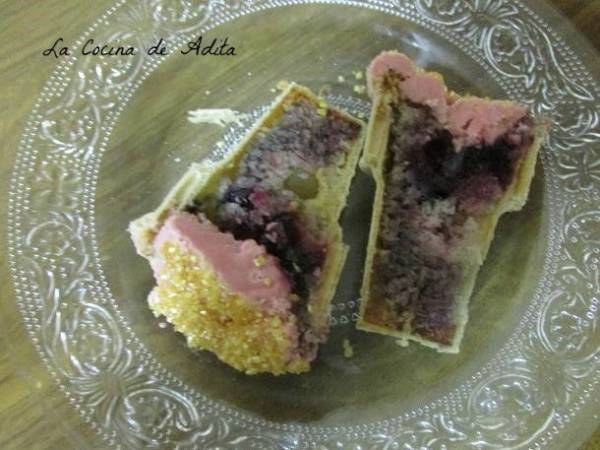 Bizcochos en conos, rellenos de frutas fresca - Preparación paso 8