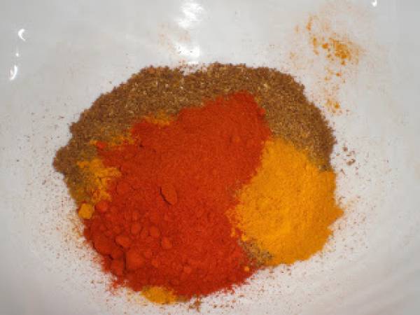 Pollo masala bajo en calorías en freidora de aire - Preparación paso 2