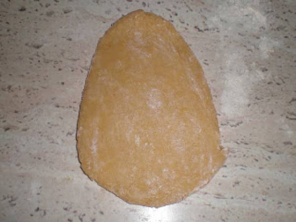 Raviolis de pasta fresca rellenos de setas - Preparación paso 2