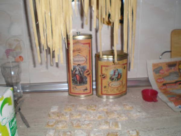 Raviolis de pasta fresca rellenos de setas - Preparación paso 7