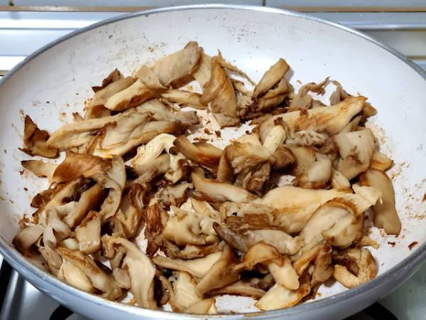 Guiso catalán de ternera y setas {estofat de bou} - Preparación paso 9