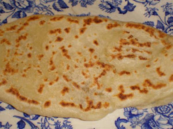 Naan, pan indio en panificadora y sartén - Preparación paso 4