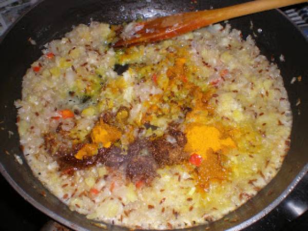Masoor dal, plato indio de lentejas naranjas - Preparación paso 2