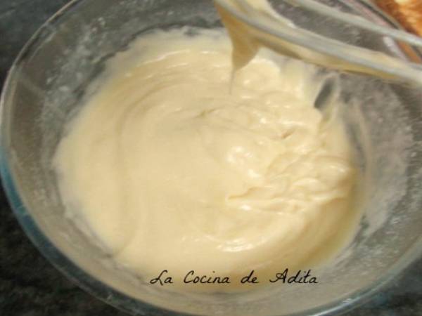 Pasteles de crema con piña - Preparación paso 4