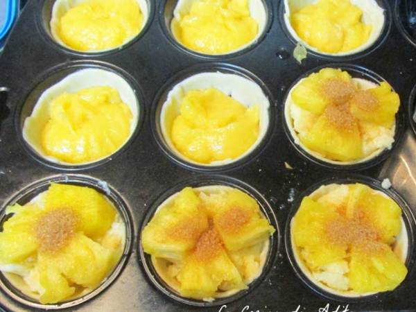 Pasteles de crema con piña - Preparación paso 5
