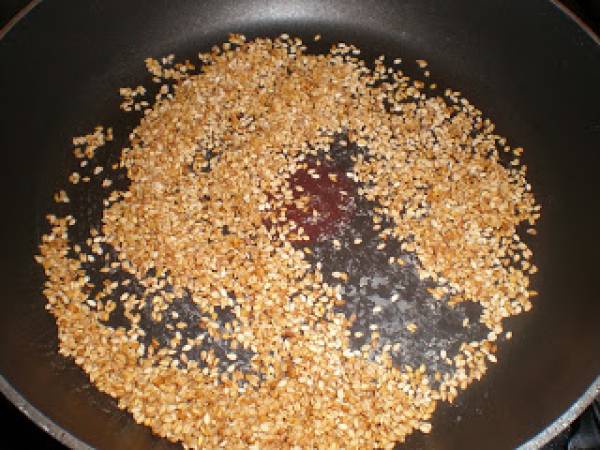 Lomos de salmón con costra de sésamo, lima y cilantro - Preparación paso 3
