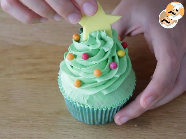 Cupcakes decoradas de Navidad - Preparación paso 7